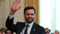 Джей Ди Ванс е обсебен от НЛО, планира да стигне “до дъното“ на мистериозните наблюдения