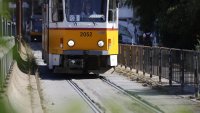 Кола и трамвай се удариха в столицата