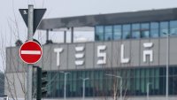 Осъдиха „Тесла“ да плати $243 млн. заради смъртоносна катастрофа с кола с автопилот