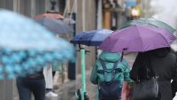 Студено, мъгливо и дъждовно ще е времето утре