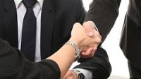 Около 71% от бизнеса у нас иска повече търговски служби в Китай и Германия 