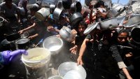 108 камиона с хуманитарна помощ са влезли в ивицата Газа