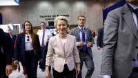 Фон дер Лайен осъди ударите на Израел по граждански обекти в Газа