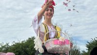 Президентът Йотова е за Празника на розата в Казанлък