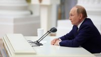 Тръмп мисли какво се е променило в Путин, дали "истинският" е все още жив?