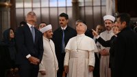 Папата посети Синята джамия и сирийската православна църква в Истанбул