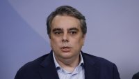 Асен Василев скочи остро на Радев: Защо ДАНС е мълчала за неонацистките мрежи?