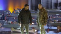 Как Сирски води войната: Между военните успехи и критиките за големи загуби