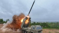 Пхенян изпита нова ракетна система: Ракетите могат да поразяват цели до 115 км