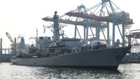Москва показа сила край НАТО: Какво стои зад полета на Ту-142 до британски самолетоносач