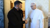 Папата прие Зеленски в резиденцията си в Кастел Гандолфо
