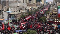 Погребаха аятолах Али Хаменей в най-святото шиитско светилище в Иран