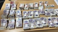 Митничари спипаха 50 000 британски лири във въздуховод на камион