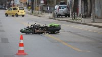 Моторист самокатастрофира в стълб и загина на място 