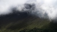 В планините е облачно, хладно, очакват се валежи от дъжд и сняг