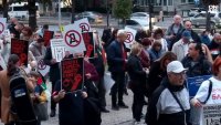 Граждани на Варна пак протестираха в защита на Коцев