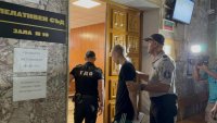 И Кирил Гочев, участвал в побоя над полицейския шеф, ще е под домашен арест