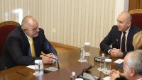 Социолог: Нова битка между Борисов и Радев, този път за бъдещето