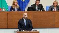 Заклеха се: Избраха Радев за премиер, новият редовен кабинет започва работа