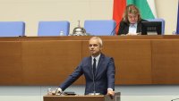 Костадинов за армията: Нямаше парад, а панихида