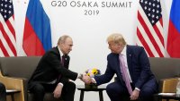 Тръмп изглежда с радост ще сдаде посредническата си роля за Украйна на по-висша сила – папата