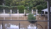 Наводнение в курорта Лозенец, приземни етажи са под вода ВИДЕО