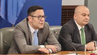 Правителството отвърна на Василев: Помощта заради скъпите горива е над 300 млн. евро