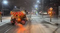105 машини са почиствали снега тази нощ в София