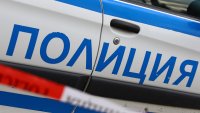 Двама непълнолетни пребиха 50-годишен мъж в дома му