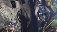 Четиринадесет жертви при срутване в нелегална златна мина в Колумбия