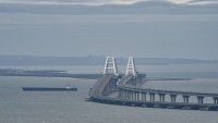Трима души са убити при украински удар по "нежилищни сгради" в Крим
