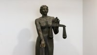 Съдът остави в ареста един от нападателите на шефа на МВР-Русе