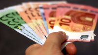 Заради страх от криза: Парите в брой в Европа се увеличават 
