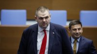 Пеевски поиска изслушване на Демерджиев в НС