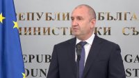 Радев към учениците по природни науки: Бъдете всеотдайни и устремени
