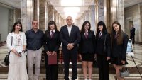 Президентът: Важно е конфликтите да се предотвратяват с дипломация