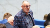 Любен Дилов се подобрява, още е в Рим, животът му е вън опасност
