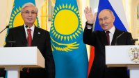 Путин подари четири амурски тигъра на Казахстан 