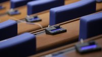 Със 126 гласа депутатите отхвърлиха ветото на Йотова  върху промените в Изборния кодекс
