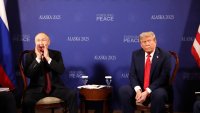 След срещата Тръмп-Путин: Усмивки и напредък, който остава неизвестен