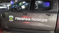 Задържаха сърбин, превозвал нелегални мигранти от Китай