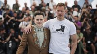 Александър Скарсгард разгорещи Кан с нов развратен филм