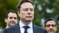 Президентът Тръмп награди Мъск с най-високото научно отличие на САЩ