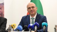 Разходи с "причудлив характер" и в министерството на туризма  