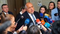 Борисов: Връщаме на Радев колите и шофьорите на администрацията, за да спре този цирк