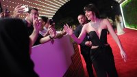 Дакота Джонсън и Machine Gun Kelly са новата звездна двойка?