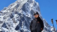 Дъщерята на Васил Терзиев е на Еверест
