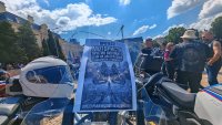 Мотористи на протест: Искат връщане на сезонната застраховка СНИМКИ 