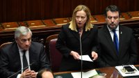 В Европа центристко-дясното губи битката си срещу популизма