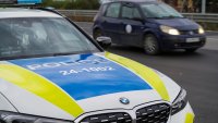 Бременна започна да ражда в задръстване, полицаи я ескортираха до болницата